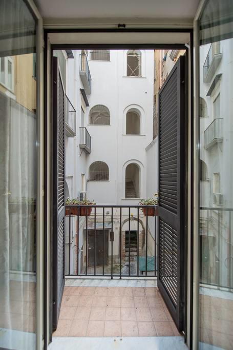 Napoli Sweet Home - Casa "Donna Rosa" Buitenkant foto