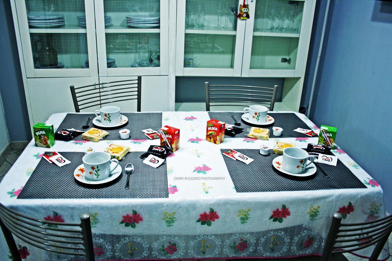 Napoli Sweet Home - Casa "Donna Rosa" Buitenkant foto